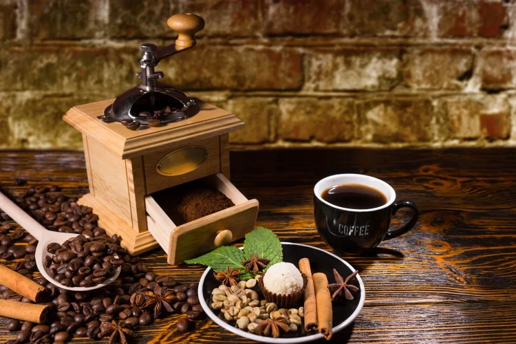 Top 5 Best Coffee Grinders For Weed Reviews 2022