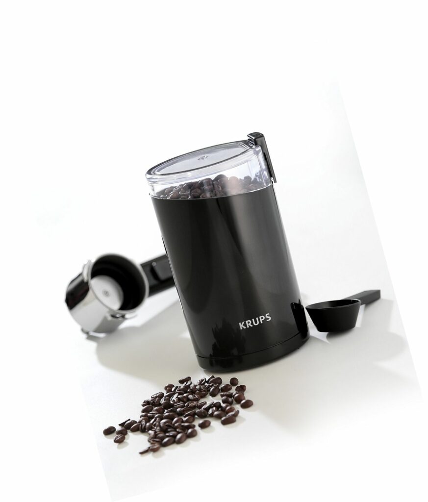 Best Blade Coffee Grinder Reviews, Buying Guide, FAQs 2022
