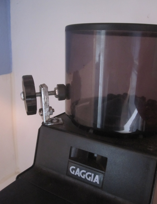 https://knowyourgrinder.com/wp-content/uploads/2015/09/gaggia1.png