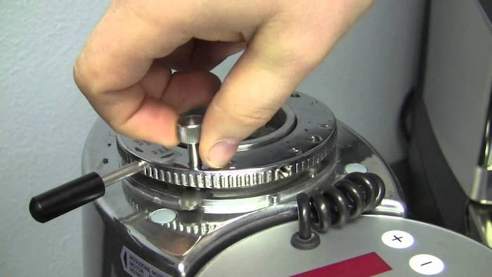 Mazzer-kony-electronic-low-rpm-commercial-burr-grinder